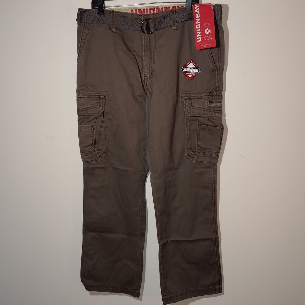 Men's UNIONBAY Cargo Survivor Pants Size 36/30 New with tag Brown Grey